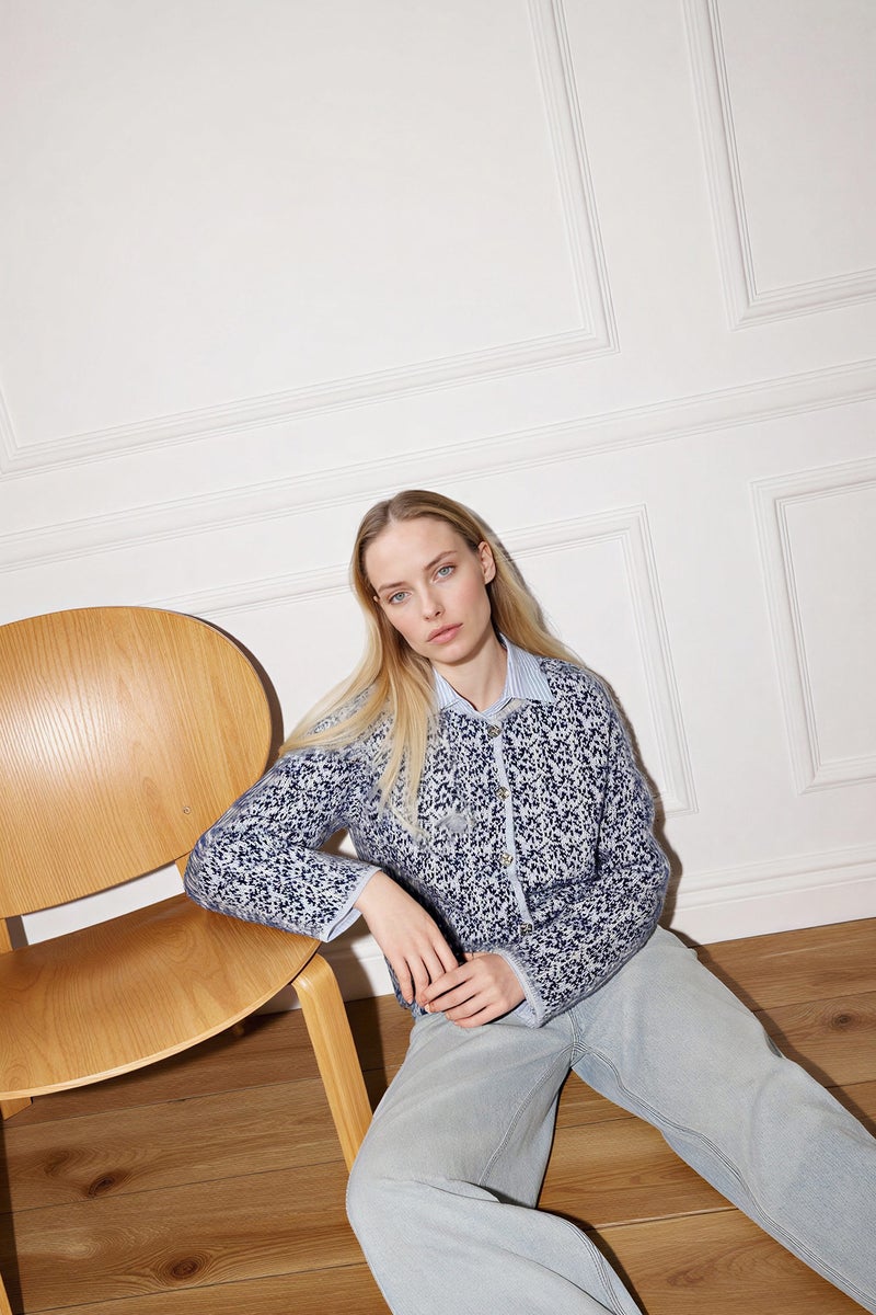 ديفاكتو كارديجان تريكو قصة عادية بياقة مستديرة - Image 2